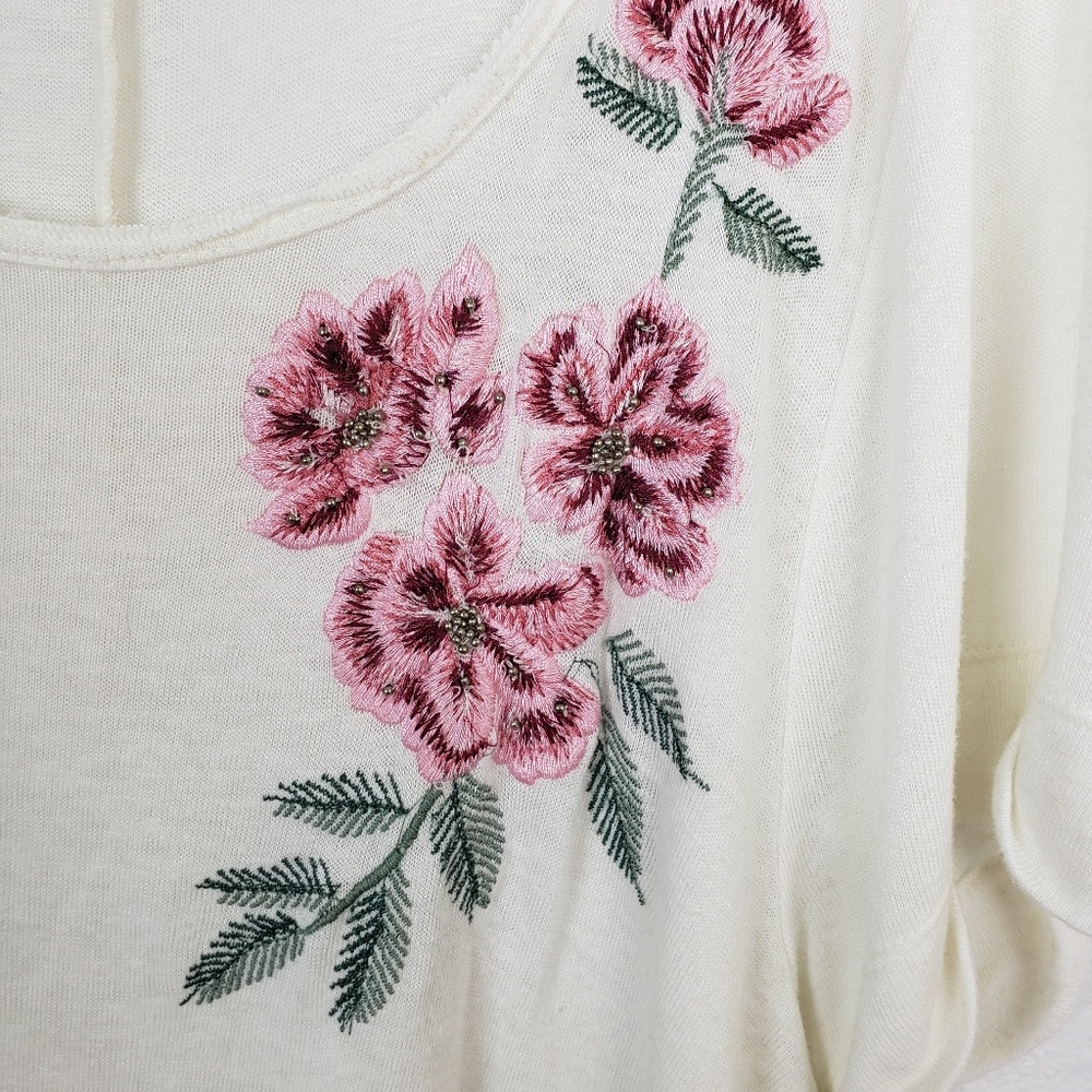 Anthropologie | Postmark Embroidered floral top - Picture 4 of 5